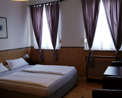 Doppelzimmer Hotel Boos Nibelungen Themenhotel Worms